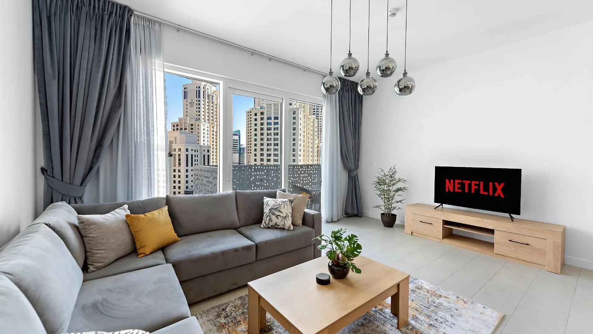 Vayk - New 1 Bd With Beach Access In Jbr Dubai